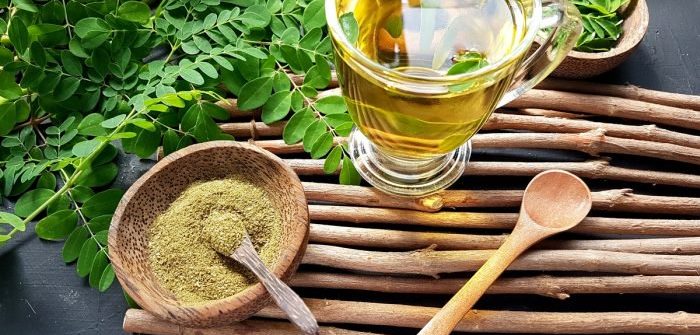 How to Make Moringa Tea on Your Own
